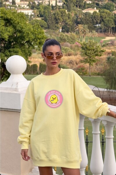 The Champ Clothing فستان سويت شيرت نسائي كبير الحجم مطبوع عليه Dangerous Chic...