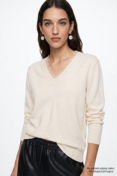 Exquise Long Sleeve V-Neck Lace Trim Regular Knitwear Blouse