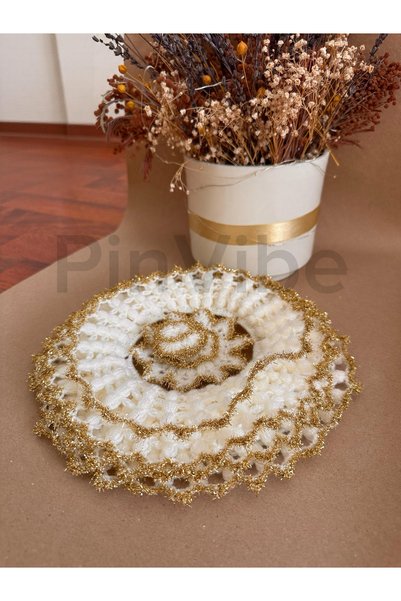 Home PinVibe El Yapımı Beyaz Gold Çiçek Desenli Lif – Çeyizlik Örgü Banyo Lif...