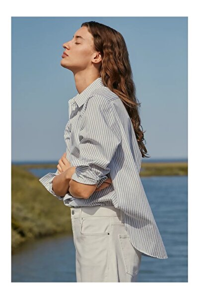 THE WHITE COMPANY قميص نسائي من قماش البوبلين القطني المخطط بمقاس كبير