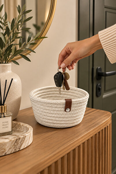 MaVaux Fleur Decorative Wicker Organizer Basket – Wardrobe, Entrance Organize...