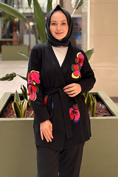 Ghisa Colorful Floral Embroidered Knitwear Cardigan