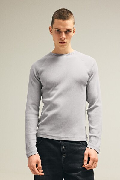 Bershka Uzun kollu slim fit tişört