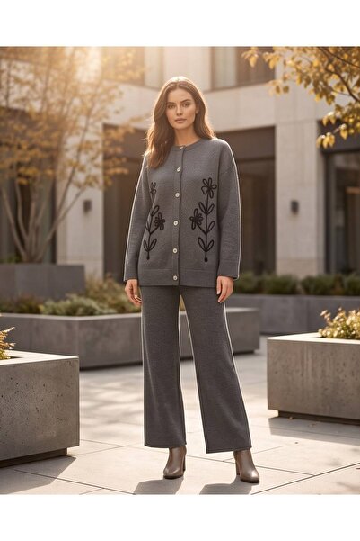Trend Kapında Floral Motif Button Detailed Knitwear Top and Bottom Set