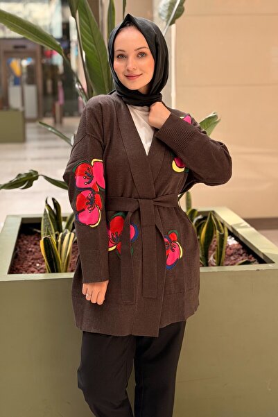 Ghisa Colorful Floral Embroidered Knitwear Cardigan
