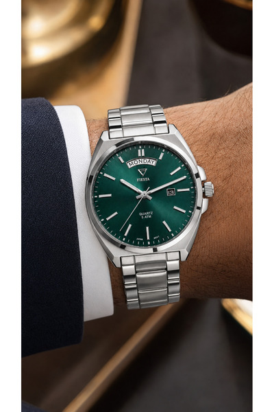 Fiesta Men's Day and Date Display 5 Atm Quartz Metal Band Wristwatch with 2 Y...