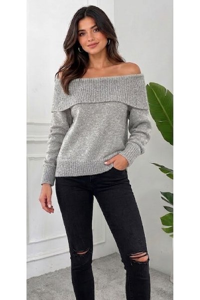 AÇELYA TEKSTİL Degaje Yaka Women's Knitwear "Is the Favorite of Every Day with Its Soft Texture and Elegance.