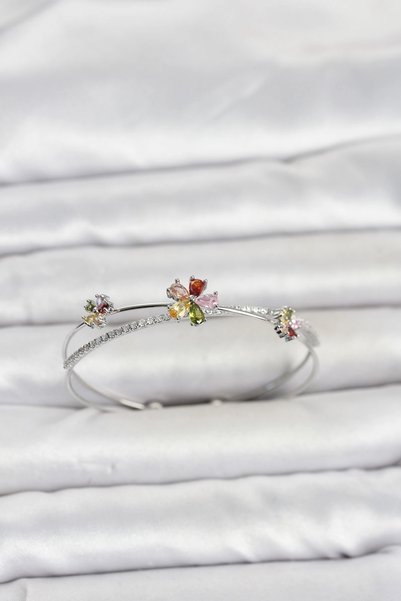 Lovesta Home Brass Silver Color Colorful Flower Model Women's Bracelet Tj-Bb8516