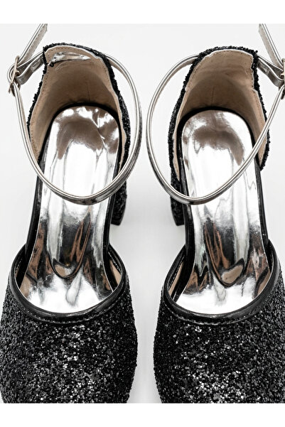 Pabrik Black Glittery Girl's Heeled Shoes