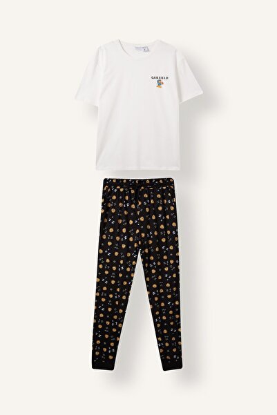 DeFacto Garfield New Regular Fit Short Sleeve 2-Piece Set I2912Ax26Au