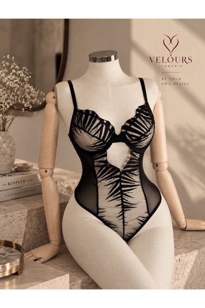 Siyah Tül Balenli Bodysuit