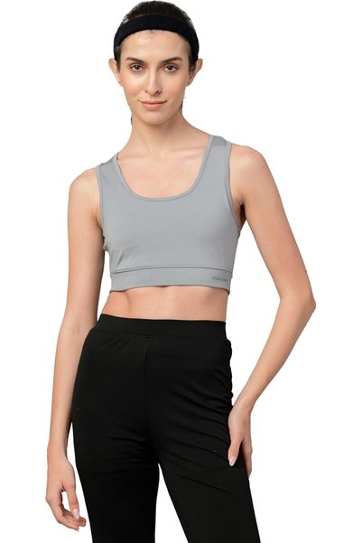 Fusefit حمالة صدر رياضية للنساء من PS CNS بتصميم منتظم وتقنية التجفيف السريع ...