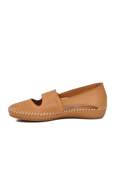 Voyager Tan Genuine Leather Anatomical Comfortable Sole Rubber Band Women's C...