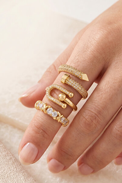 AURRARİ Gold 3-Piece Nail Xox and Chain Zircon Stone Premium Ring Set