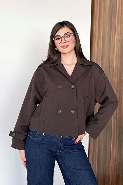 GİYSA قميص نسائي بياقة وأزرار وسترة قصيرة باللون البني - 27K 3056