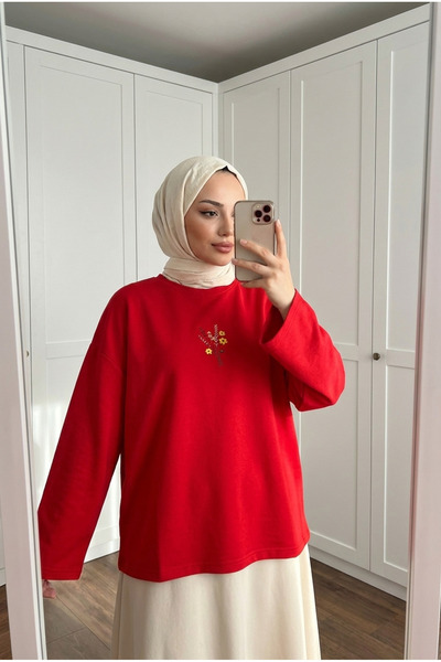 Kirazca Butik Women's Floral Embroidery Detailed Loose Long Sweatshirt Tunic