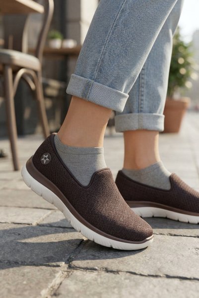İncim Kahverengi Ortopedik Kadın Sneaker Bağcıksız Hafif Yazlık Fileli Günlük Ayakkabı