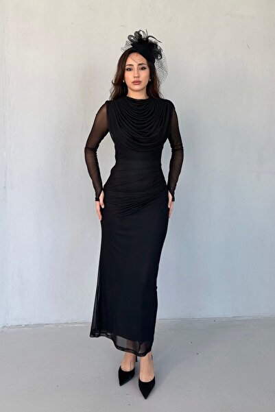 Serica Moda Μαύρο μακρύ φόρεμα με γιακά Degaje και μανίκια από τούλι