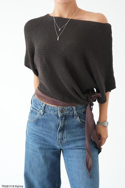 CADDELAMODA Women's off-the-shoulder blouse
