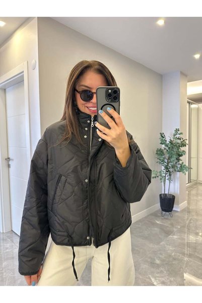 Perry Boutique Jachetă de sezon matlasată, cu guler înalt și șireturi în talie