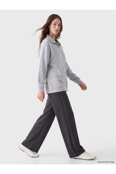 LC Waikiki Rmz Gi̇yi̇m Farkiyla Staple Detailed Soft Touch Women's Sweatpants