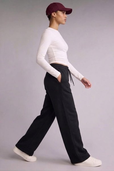 soft&basic Women's Lace-Up Waistband Straight Leg Pockets Comfortable Jogger Flare Fit Sweatpants