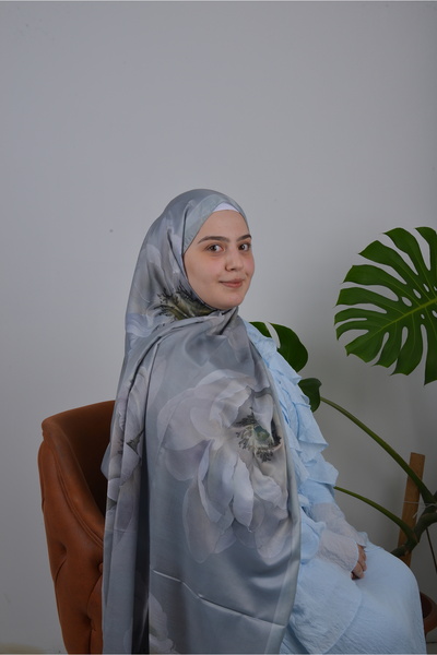 Leyla Desenli Şal