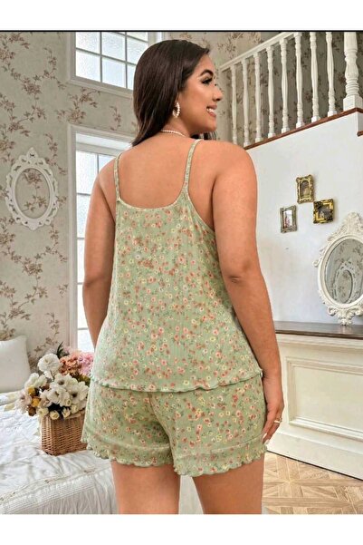 Bernato Kadın Büyük Beden Çiçek Desenli Askılı Fırfırlı Şortlu Pijama Takımı