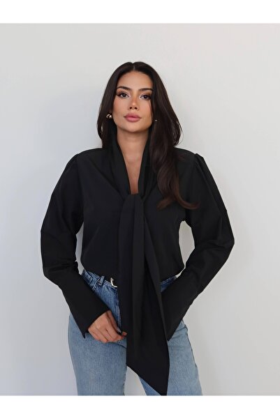 ESRAHELVACI قميص مع وشاح ياقة