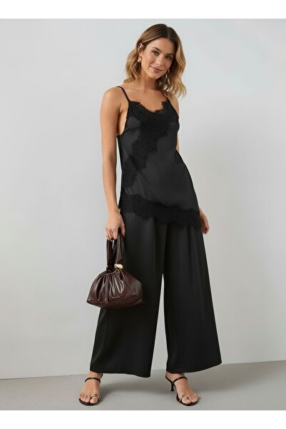 Merlot Asymmetrical Lace Detailed Blouse