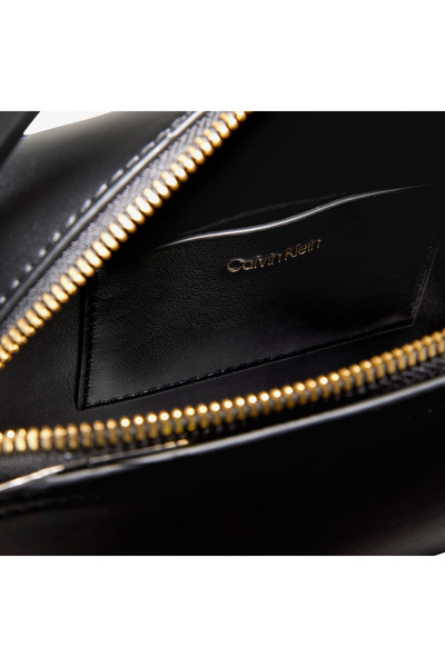 Calvin Klein Hardware Kadın Siyah Omuz Çantası