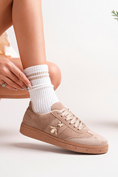 BAHRİNA Women's Mink Suede Butterfly Star Buckle Casual Sneaker