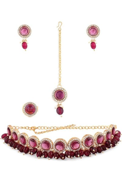 ZAVERI PEARLS طقم قلادة خناق من أحجار بلون النبيذ وخرز متكتل، مع أقراط ومانج ...
