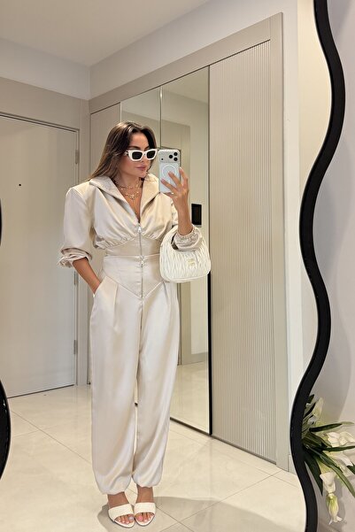 Gizem Ecemiş Livie Bej Vatkalı Saten Takım
