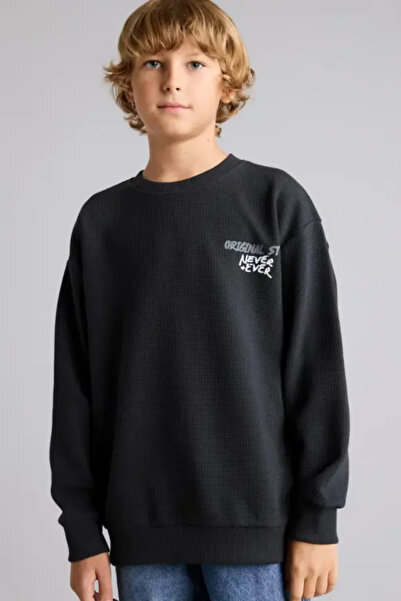 DeFacto Oversize Bisiklet Yaka Rebel Baskılı Sweatshirt Erkek Çocuk I3168A826WN