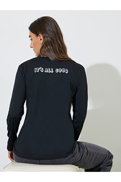 Styli Black Slogan Print Long Sleeves Regular Fit T-Shirt
