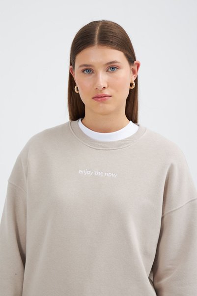 Looker Club Kadın Basic Sweatshirt - Enjoy The Now temalı 2023531