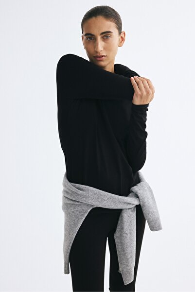 H&M Pamuklu Bedene Oturan Üst