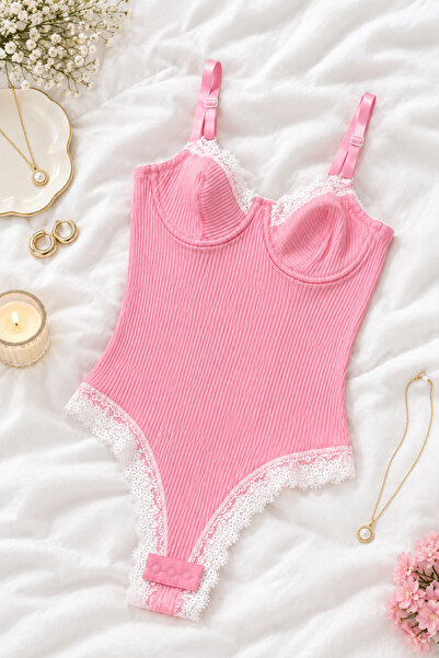 İNKO İÇ GİYİM Pamuklu Dantel Detaylı Pembe Kaşkorse Balenli Bodysuit