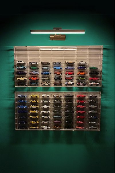 TIVIVOR Ekonomik Seri 49’lu Kapaklı Pleksi Sergileme Rafı–1:64 Ölçek Diecast/Koleksiyon Araba Standı