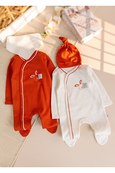 Babymod 2-Piece Long Sleeve Baby Girl/Boy Jumpsuit Set with Rabbit Figure