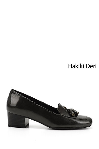 GÖNDERİ(R) Gray Patent Leather Genuine Leather Blunt Toe Short Thick Heeled T...