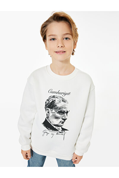 Koton Uzun Kollu Bisiklet Yaka Atatürk Baskılı Şardonlu Oversize Sweatshirt