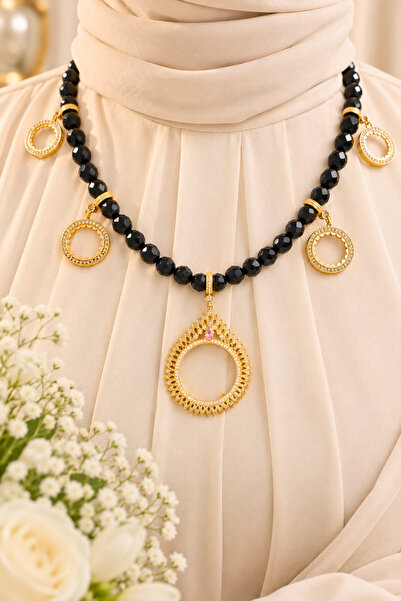 TwinsCollection Tamlı ve Çeyrekli Altın Uyumlu 8mm İncili 5'i Bir Yerde Kolye...