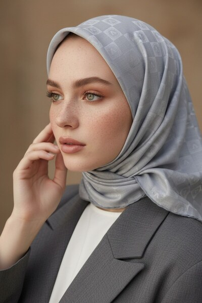 Vissona %57 İpek %43 Pamuk Jakarlı Monogram Eşarp 92X92