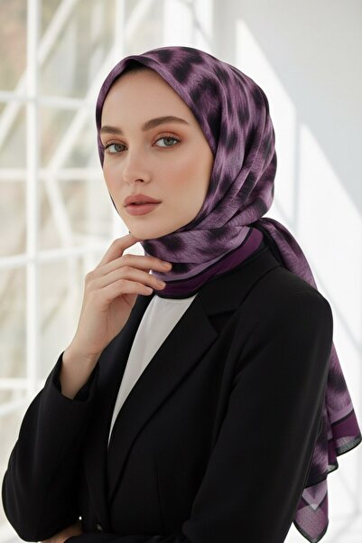 Vissona KREP LEOPAR DESENLİ GÜL KURUSU RENKLİ 75X195 KIRIŞMAZ ŞAL