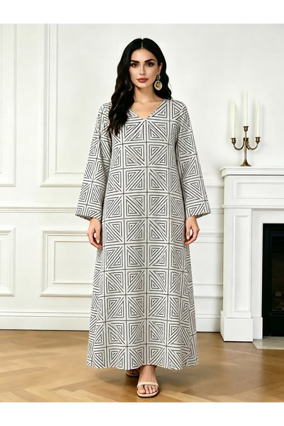 Take Two By Styli جلابية رمادية بياقة على شكل V وطباعة هندسية