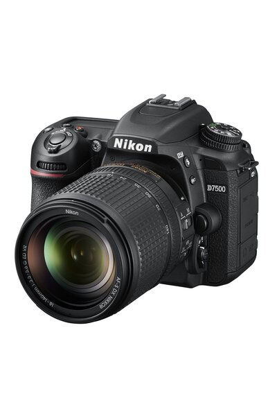NİKON AF-S DX Nikkor objektifli D7500 dijital SLR fotoğraf makinesi 18-140 mm...