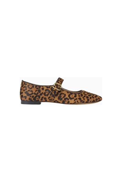 Sam Edelman حذاء نسائي من مايكللا بنمط جلد الفهد، بمقدمة مربعة وإبزيم، حذاء م...
