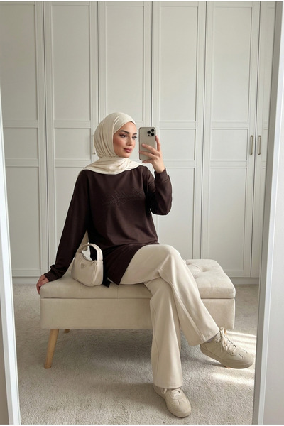 Kirazca Butik Women's Embossed Lettering Printed Oversize Loose Long Sweatshirt Tunic 75 cm